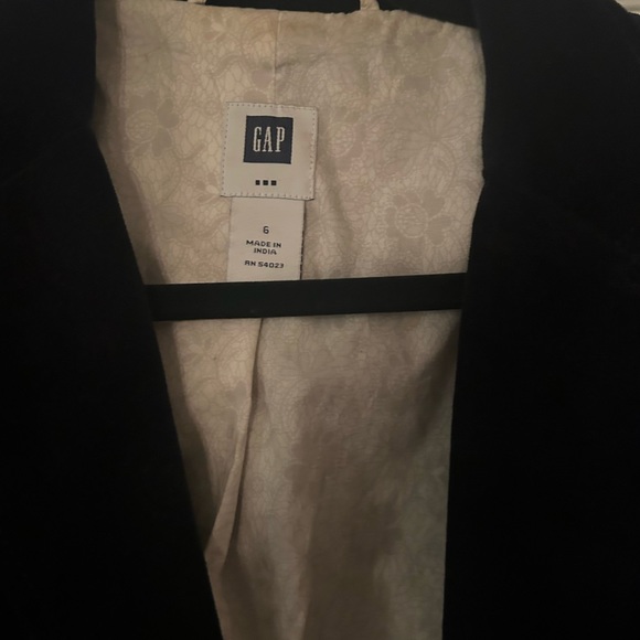 Lined velvet Gap blazer. - Picture 2 of 5